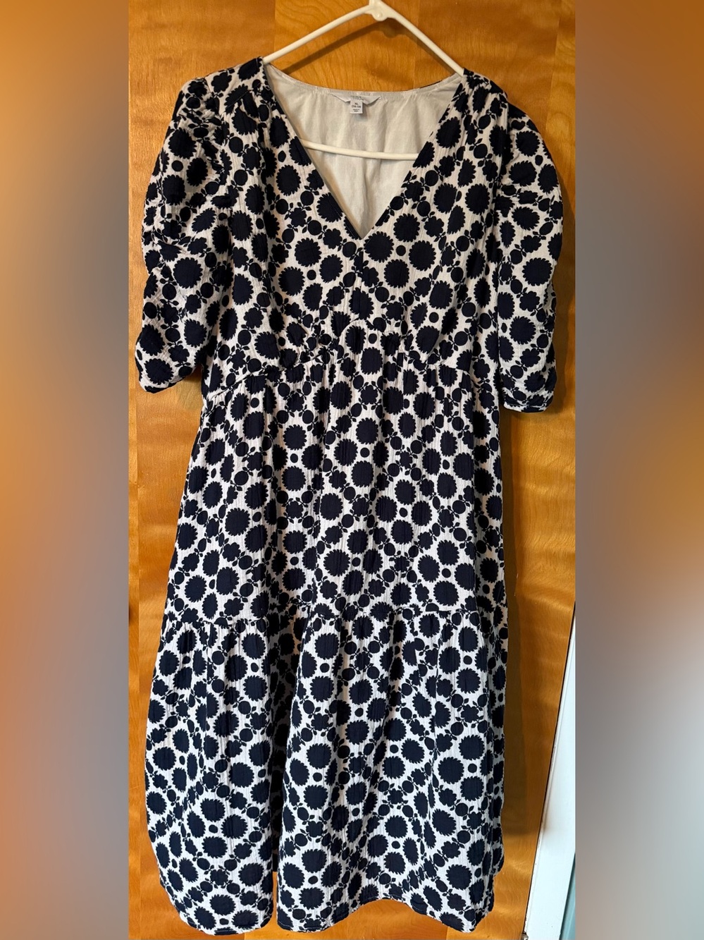 Women's Cotton Navy and White Floral Print V-Neck Dress 2X 16-18